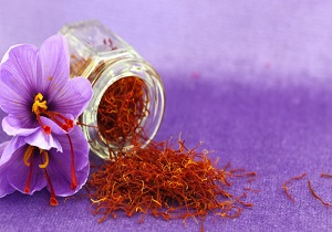 خرید توافقی زعفران پای دلالان به بازار را باز کرد/ حداکثر نرخ هر کیلو طلای سرخ 4 میلیون و 700 هزارتومان