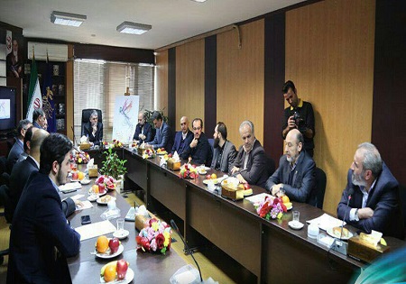حضور وزیر فرهنگ و ارشاد اسلامی در دبیرخانه جشنواره فیلم فجر