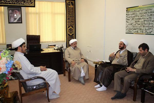تقویت همکاری بین حوزه علمیه و هلال احمر ایلام