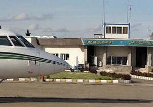 انجام نخستین پرواز مسافربری در فرودگاه پارس‌آباد