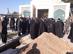 پیکر عالم وارسته اصفهان در خاک آرمید