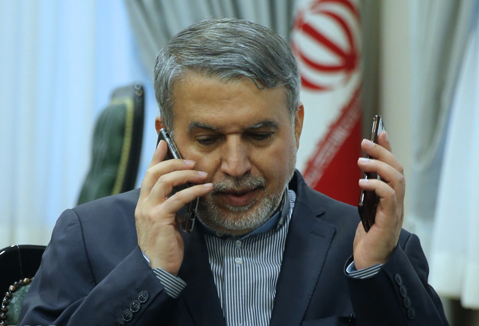 انتظار عمومی برای جلوگیری از دو شغله شدن صالحی امیری