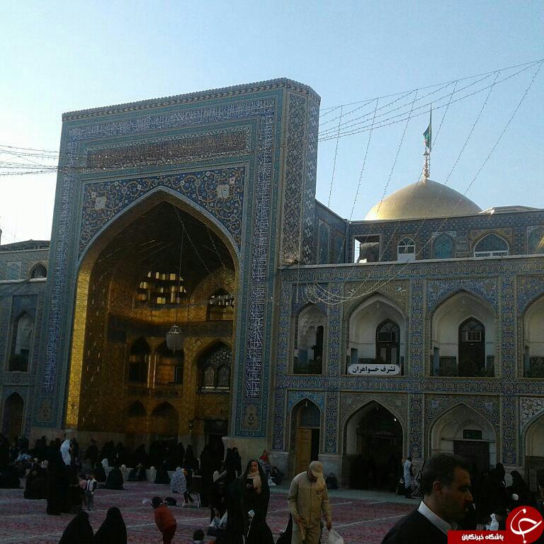 حال و هوای زائران در بارگاه ملکوتی امام رضا (ع) + فیلم و تصاویر