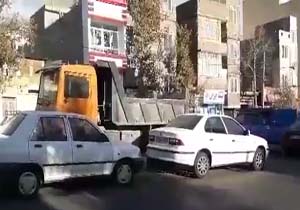 خیابانی در تهرانپارس که پارکینگ خودروهای سنگین شد!! + فیلم