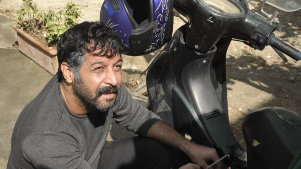 سپیده خداوردی به محکومین می‌آید