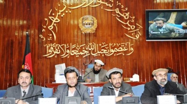 نگرانی سنای افغانستان از ادامه تنش ها میان کابل و بلخ