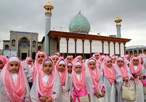 جشن تکلیف ۱۵۰ دانش آموز شیراز برگزار شد