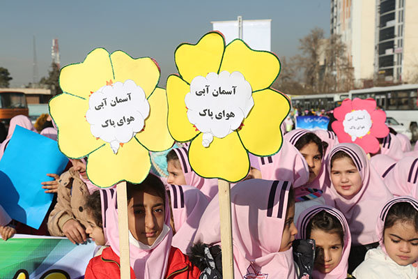 برگزاری برنامه نمادین هفته هوای پاک در مدارس اندیمشک