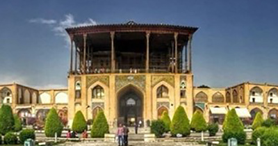 نماد کاخ عالی قاپو اصفهان در مقابل چشم جهانیان قرار می گیرد