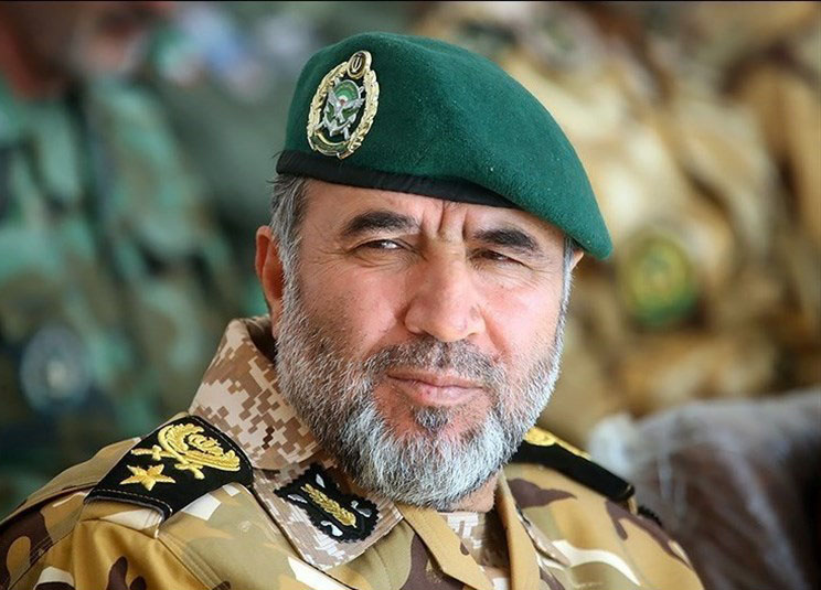 تشییع پیکر شهید محسن برزگرزاده چترباز تیپ ۶۵ نیروی زمینی ارتش