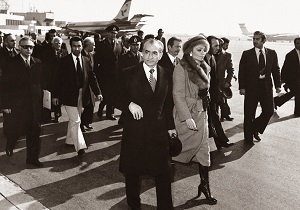 26دی ماه سالگرد فرار شاه  مخلوع از ایران