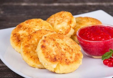 طرز تهیه&zwnj; پنکیک سیب زمینی و پنیر