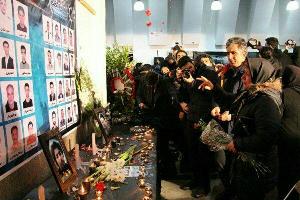 برگزاری مراسم گرامیداشت جان باختگان حادثه سانچی در بندر انزلی