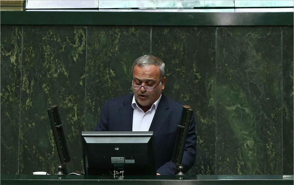 تیم اقتصادی دولت و قوای سه&zwnj;گانه باید هرچه زودتر نسبت به حل مشکلات اقتصادی کشور اقدام کند