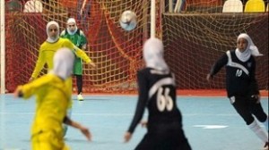 مصاف تیم فوتسال بانوان شهرداری رشت با شیراز
