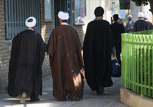 اعزام ۳۰۰مبلغ دهه فجر به نقاط مختلف لرستان