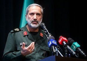 دشمن از مقابله با جمهوری اسلامی ایران درمانده شده است