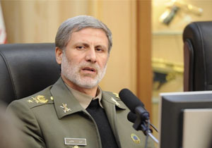 وزیر دفاع ادعای وزرات خارجه آلمان درباره مذاکرات موشکی را رد کرد