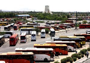 نبود روشنایی مناسب در پایانه آزادی + فیلم