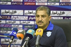 فلاحت زاده: مقابل پرسپولیس دنبال گل نخوردن هستیم/ فیروز کریمی مشکلی با باشگاه گسترش فولاد ندارد