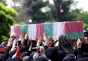 تشییع  پیکر پدر شهیدان جمال زاده در فسا