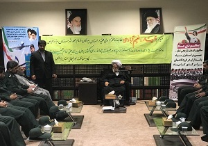 دیدار کارکنان سپاه حفاظت هواپیمایی با نماینده ولی فقیه در هرمزگان