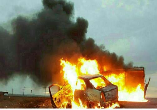 آتش گرفتن 2 خودرو بعد از تصادف در محور اهر- تبریز/ 6نفر جان باختند