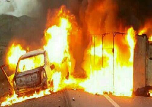 آتش گرفتن 2 خودرو بعد از تصادف در محور اهر- تبریز/ 6نفر جان باختند+تصاویر