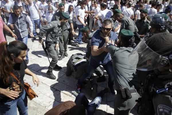 استفاده صهیونیست&zwnj;ها از گازهای سمی ناشناس علیه فلسطینیان