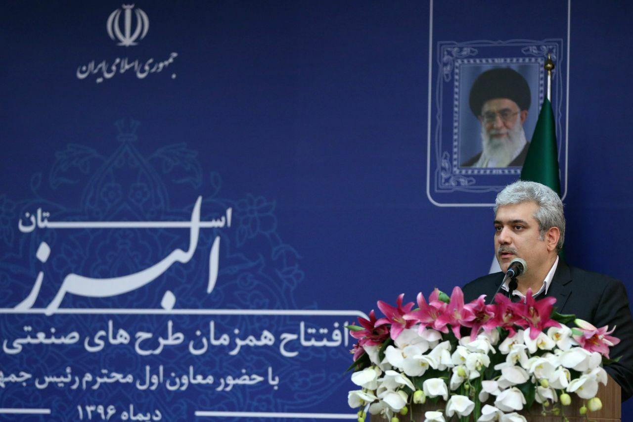 ایران، چهارمین تولیدکننده مهندس دنیا/ نگاهمان در حوزه صنعت و دانشگاه غلط است