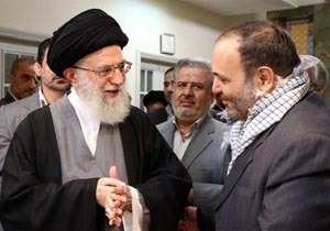 تشکر خانواده شهید علی خوش لفظ از رهبر انقلاب