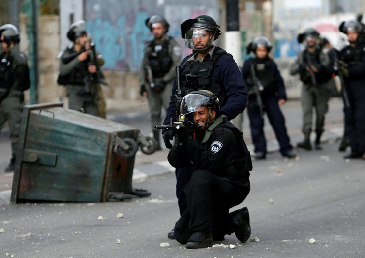 زخمی شدن 3 فلسطینی در به ضرب گلوله نظامیان صهیونیست