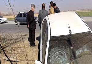 فیلمی از تصادف سمند با تیر چراغ برق در بران