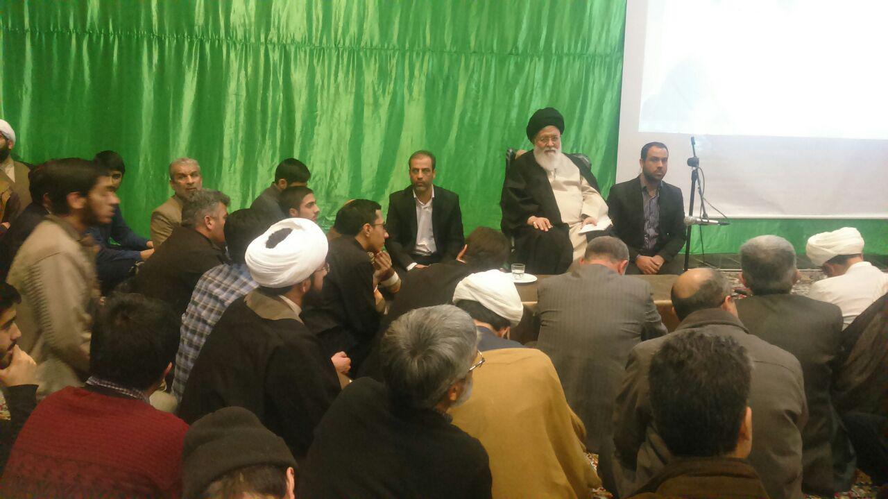 دشمن قوی‌تر از قبل به دنبال ایجاد فتنه در کشور است