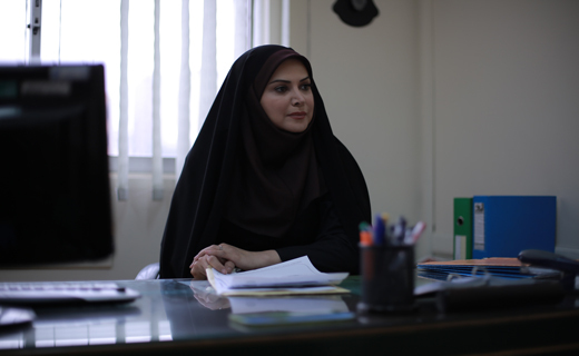 ادامه «سایه‌بان» را با کمند امیرسلیمانی دنبال کنید