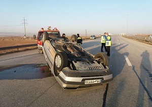 یک مصدوم در واژگونی خودرو