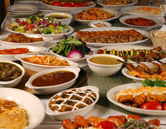 هرگز این غذاها را باهم نخورید!
