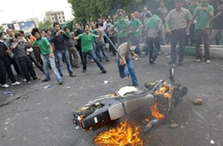 راهپیمایی ضد فتنه در 9 دی روز به یادماندنی در تاریخ انقلاب رقم زد