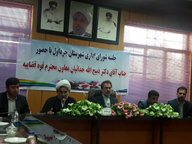 خدمت رسانی بدون توجه به گرایش سیاسی راهگشای مشکلات کشور