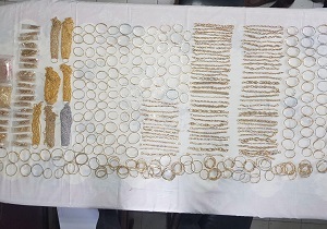 کشف بیش از ۶ کیلوگرم طلای قاچاق در بازرگان