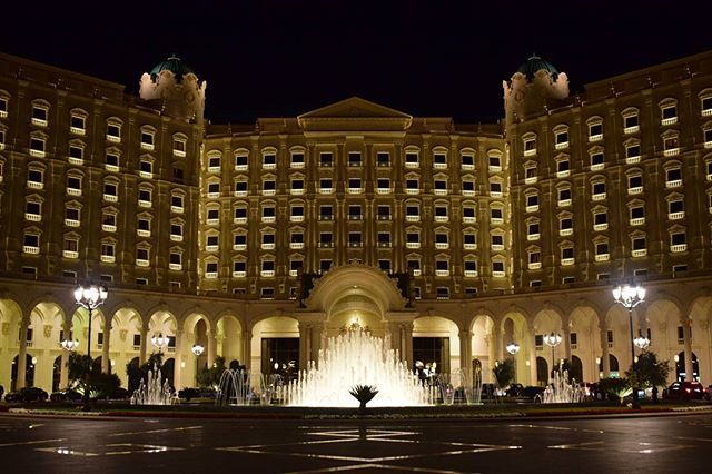 آزادی دو پسر پادشاه سابق عربستان در قبال پرداخت پول