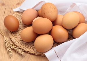 طرح‌های ابتکاری با تخم مرغ نیمرو!+تصاویر
