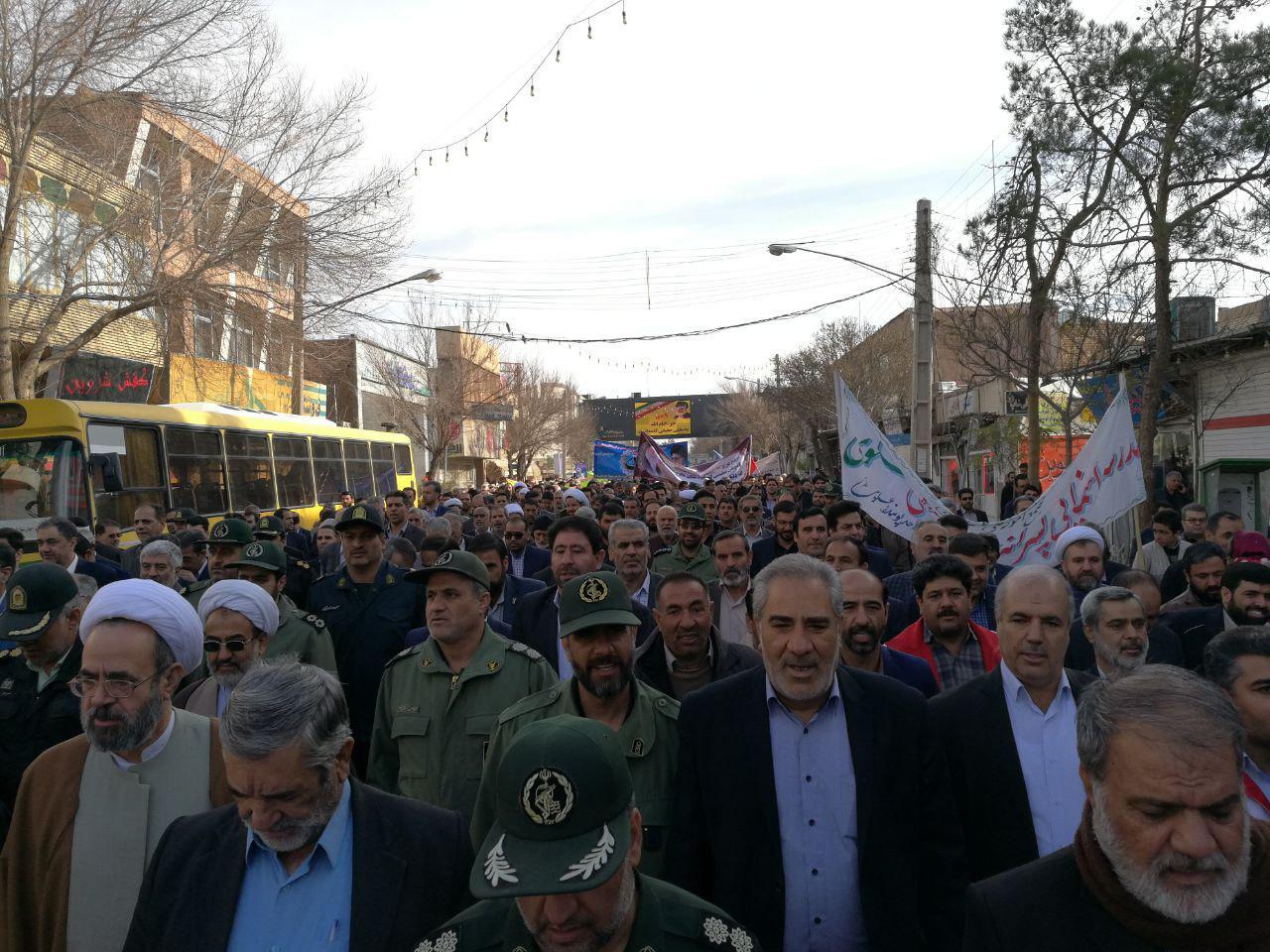 ۹دی نمایش بصیرت فتنه سوز ملت ایران/برخی حاضر نیستند درقبال فتنه شفاف سازی کنند