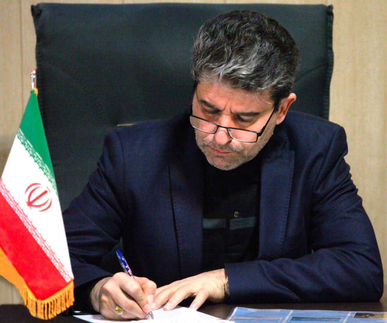 بصیرت مختص یک روز خاص نیست بلکه جزء ضروریات زیست سیاسی اجتماعی است