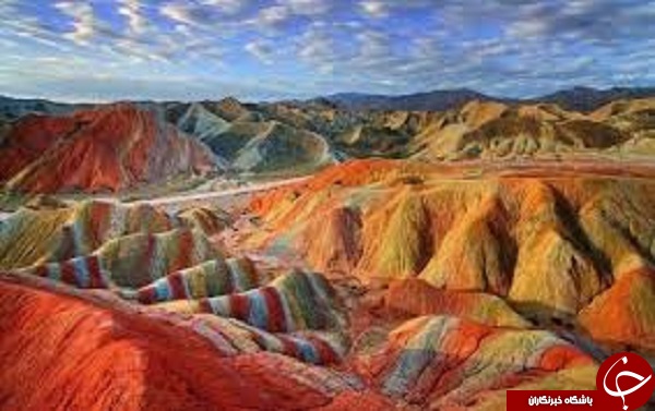 کوه های رنگی زنجان یکی از زیباترین جاذبه&lrm;های توریستی ایران
