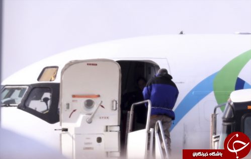 اخراج مهاجران «غیرقانونی» از آمریکا با غل و زنجیر!+ عکس اخراج مهاجران «غیرقانونی» از آمریکا با غل و زنجیر!+ عکس