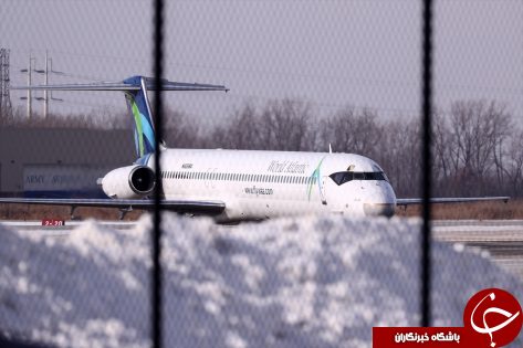اخراج مهاجران «غیرقانونی» از آمریکا با غل و زنجیر!+ عکس اخراج مهاجران «غیرقانونی» از آمریکا با غل و زنجیر!+ عکس