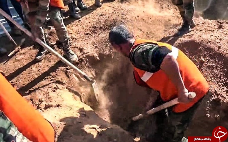 کشف 3 گور جمعی متعلق به نیروهای مدافع فرودگاه &laquo;ابوالظهور&raquo; +تصاویر
