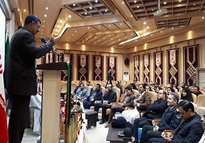نشست تخصصی شعر دفاع مقدس و مقاومت در زاهدان