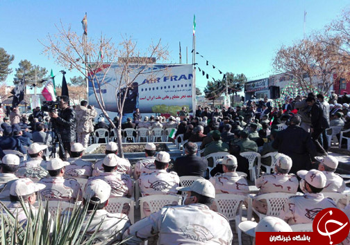 برگزاری مراسم گلباران تمثال امام خمینی(ره) در بیرجند+تصاویر